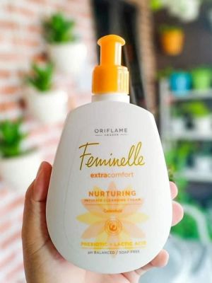 Feminelle intimate cleansing g